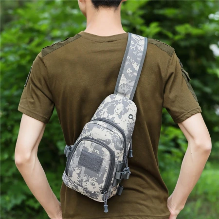 Lure Men's multi-functional tactical chest bag, outdoor sports bag with water bottle case, waterproof nylon single-shoulder crossbody bag Lure Men's multi-functional tactical chest bag, outdoor sports bag with water bottle case, waterproof nylon single-shoulder crossbody bag